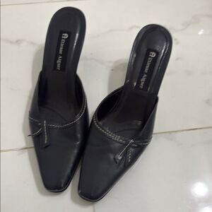 Etienne Aigner Black Leather Kitten Heel Sleek Minimalist Design Size 8.5